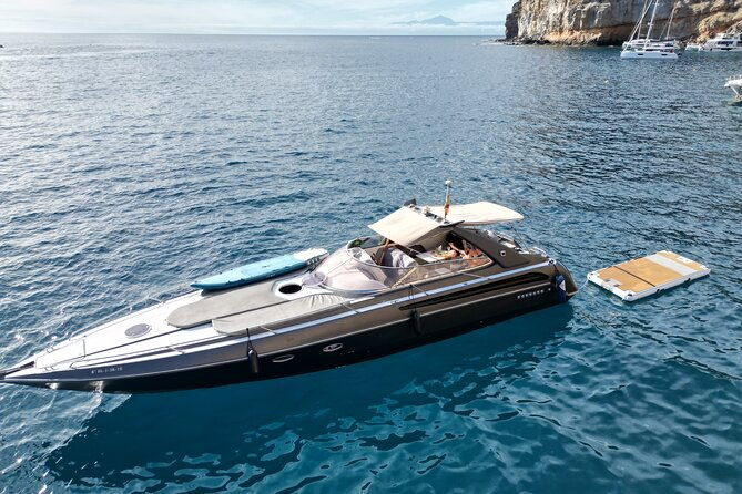 private-yacht-tour-with-drinks-and-snorkeling-in-gran-canaria