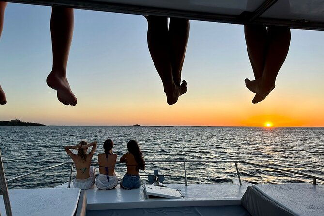 public-sunset-catamaran