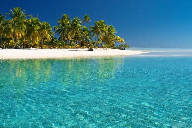 punta-cana-saona-island-food-and-drink-catamaran-hotel-pickup