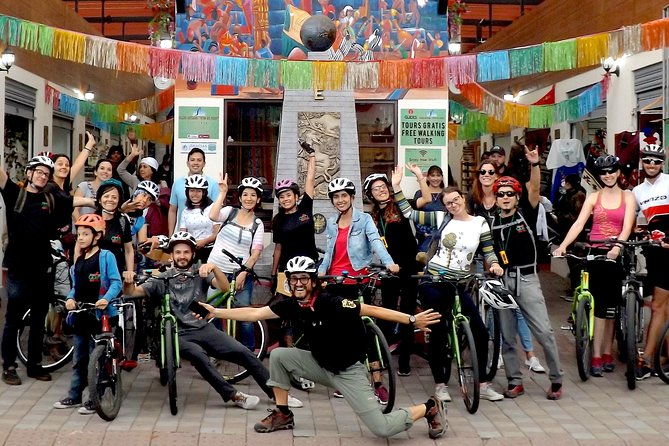 quito-cultural-bike-tour-group