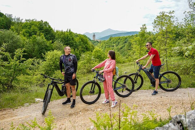 rakovica-private-countryside-bike-tour-with-barac-caves