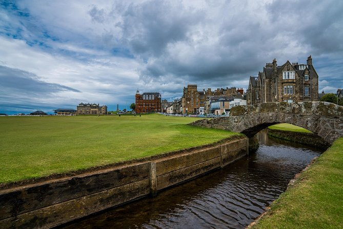 rebels-romance-raisins-st-andrews-walking-audio-tour