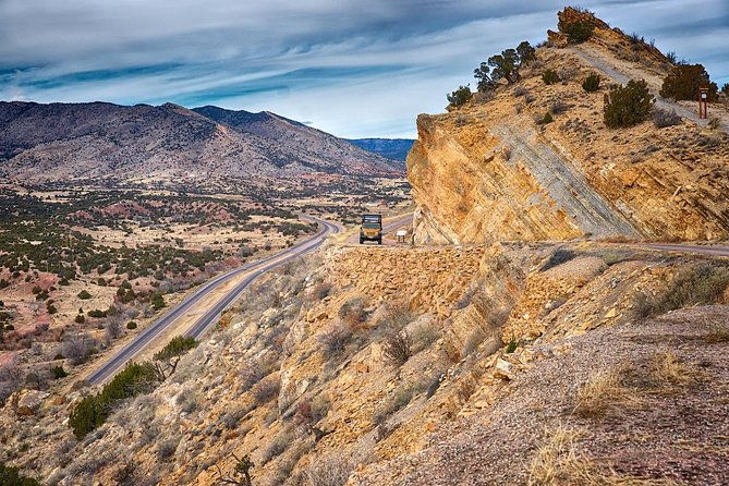 red-canyon-loop-half-day-jeep-tour