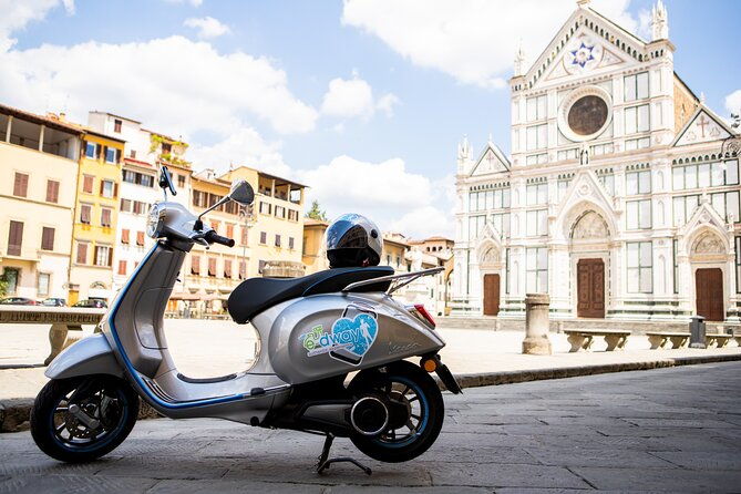 rent-your-electric-vespa-45-in-florence-for-8-hours