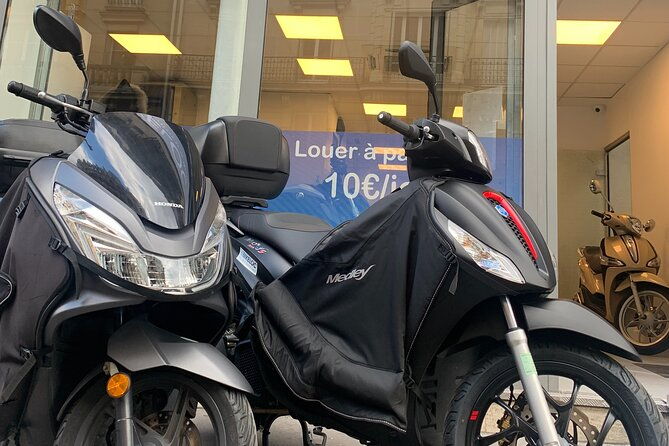 rental-scooter-pcx-honda-125cc-b-a1-permit-paris-2