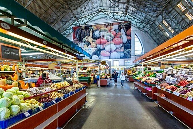 riga-old-town-c-market-art-nouveau-guided-walking-tour