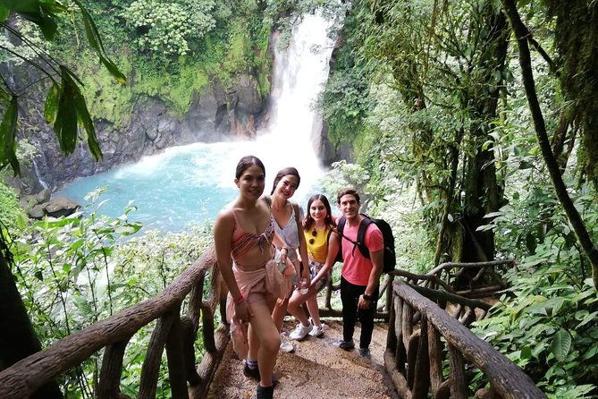 rio-celeste-nature-hike-and-swimming-experience-at-the-blue-river