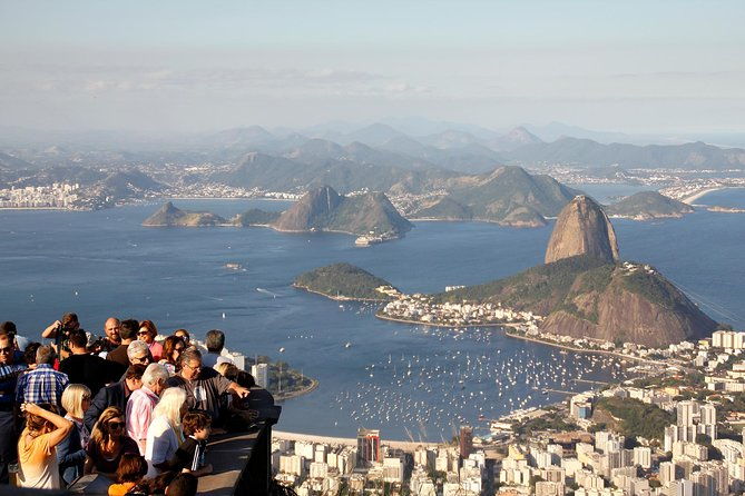 rio-de-janeiro-super-saver-corcovado-and-sugar-loaf-mountain-plus-ginga-tropical-show