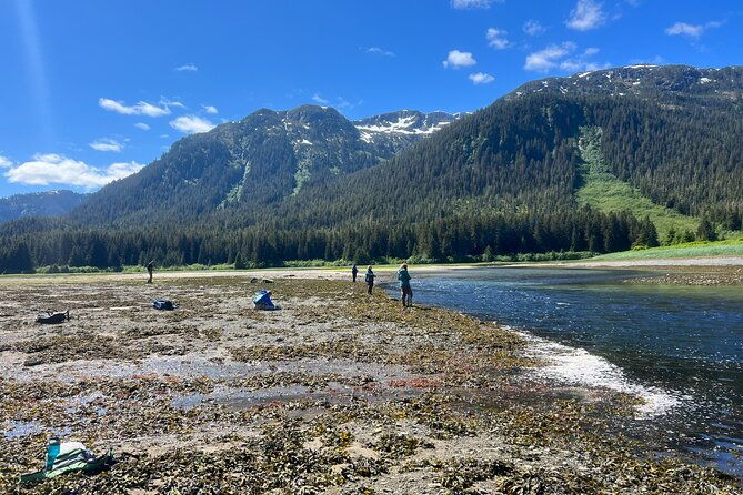 river-fishing-and-bear-watching-2
