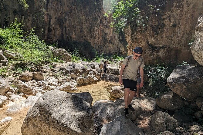 rock-climbing-adventure-in-gjipe-canyon