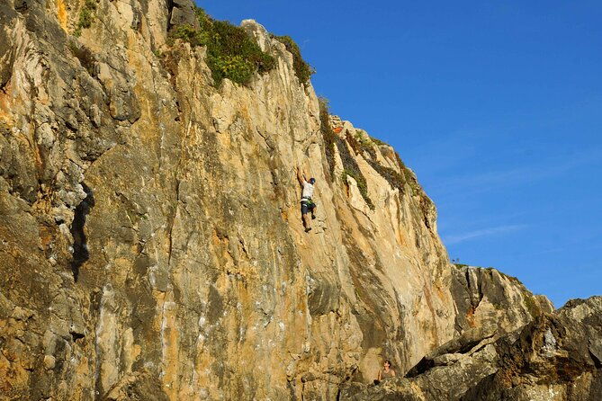 rock-climbing-in-cascais-lisbon