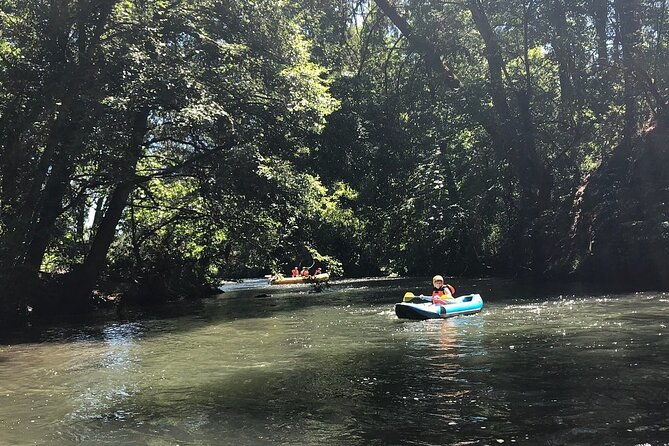 rogue-river-family-float-discovery-park-rafting-and-kayaking