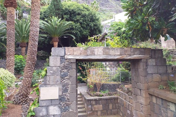 round-the-island-trip-without-teide-vip-tour