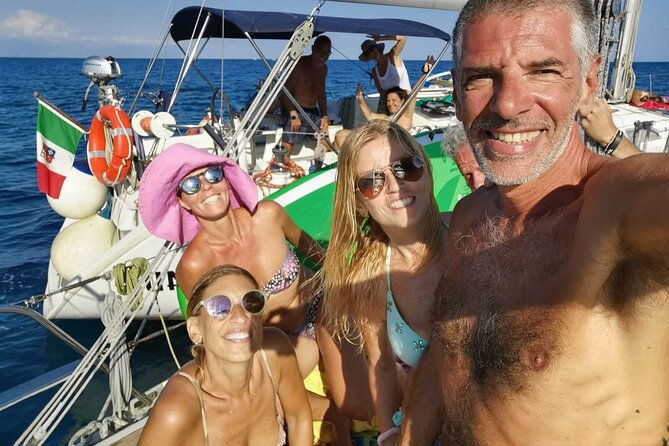 sailing-tour-in-palermo-with-aperitif