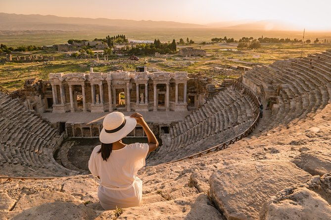 salda-lake-and-pamukkale-full-day-guided-tour-from-antalya