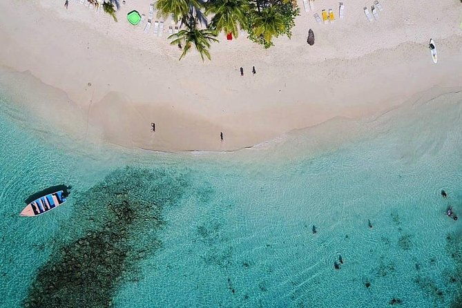 samana-raised-cay-bacardi-island-el-limon-waterfalls-from-punta-cana