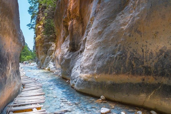 samaria-gorge-hiking-day-tour-from-rethymno-2