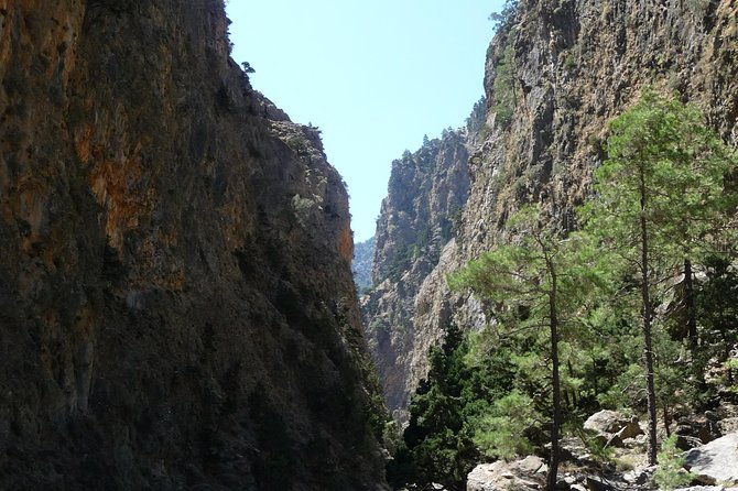 samaria-gorge-trek-full-day-excursion-from-rethymno