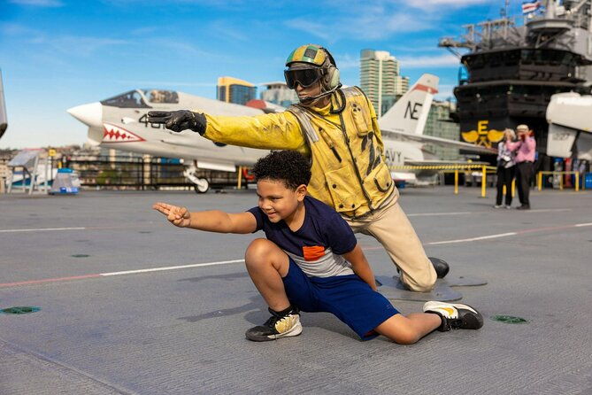 san-diego-uss-midway-with-waterfront-walking-tour