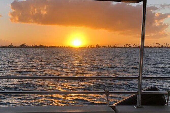 san-juan-sunset-harbor-boat-ride