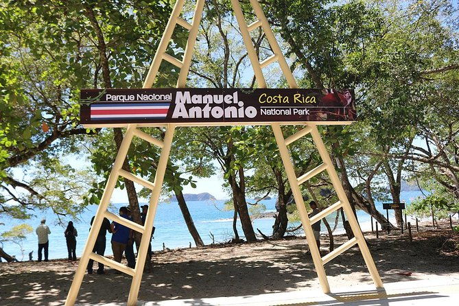 sand-sea-combo-manuel-antonio-national-park