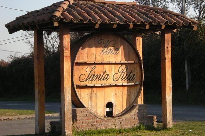 santiago-full-day-visiting-santa-rita-undurraga-vineyards-entraces-included