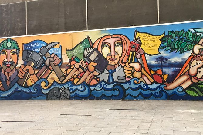 santiago-highlights-parks-and-politics-bike-tour