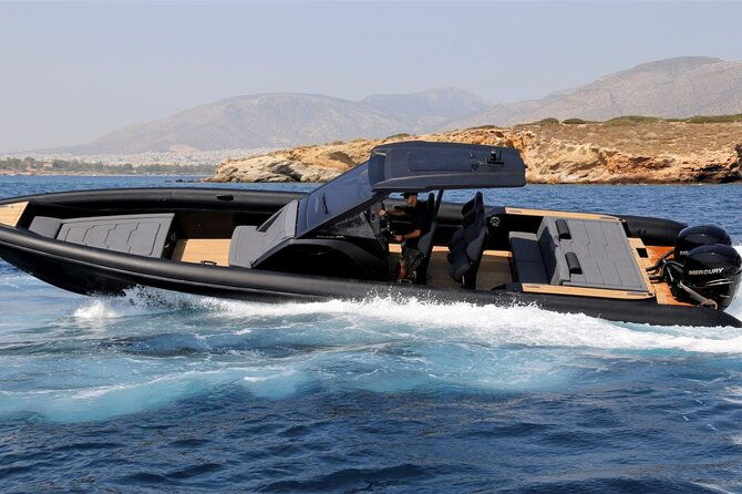 santorini-caldera-private-cruise-with-speed-boat-open-bar