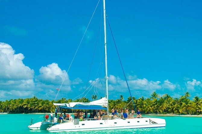 saona-island-catamaran-adventure-with-free-food-and-transportation