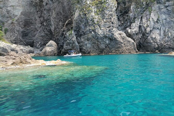scilla-caves-tour-cala-jankulla-beach