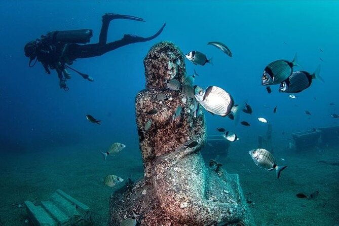 scuba-diving-under-water-museum