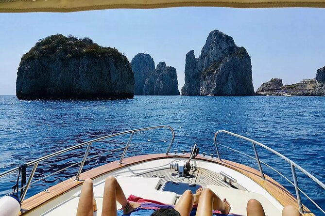 selfie-at-faraglioni-water-taxi-transfers-in-capri