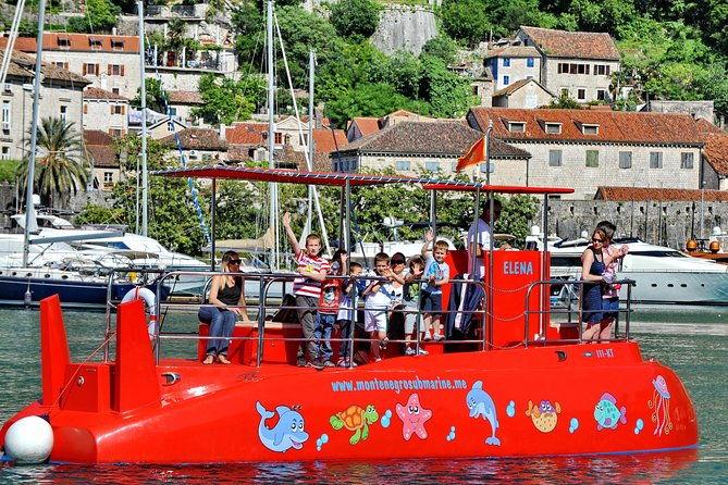 semi-submarine-kotor-bay-panorama-underwater-experience-2