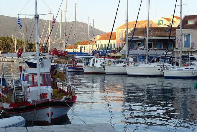 shore-excursion-kefalonia-lake-melissani-myrtos-beach-fiskardo
