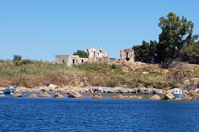 sicily-boats-private-tour-for-4-people-plemmirio-marine-reserve