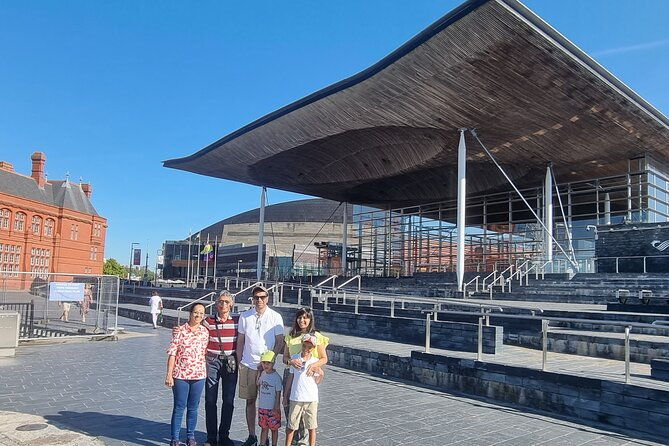 sightseeing-tour-cardiff-bay-and-vale-of-glamorgan-full-day-driver-guided