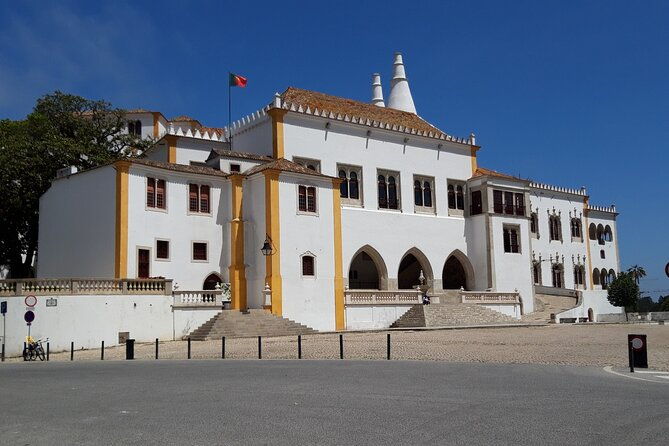 sintra-village-beaches-renault-4l-tour-3h
