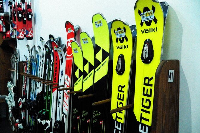 ski-and-snowboard-equipment-in-banskobulgaria