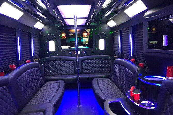 skip-the-line-at-vegas-clubs-with-a-party-bus-2