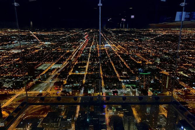 skydeck-chicago-pie-in-the-sky-dining-experience-2