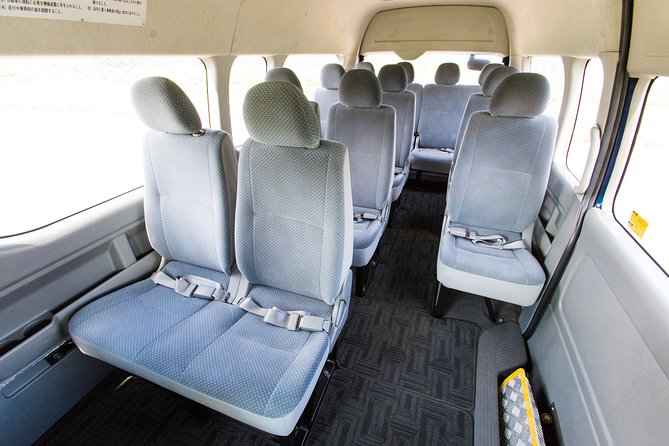 skyexpress-private-transfer-sapporo-to-rusutsu-8-passengers