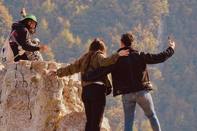small-group-bovilla-lake-proffesional-photos