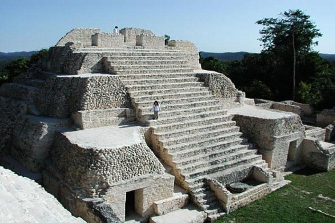 small-group-caracol-tour-from-san-ignacio