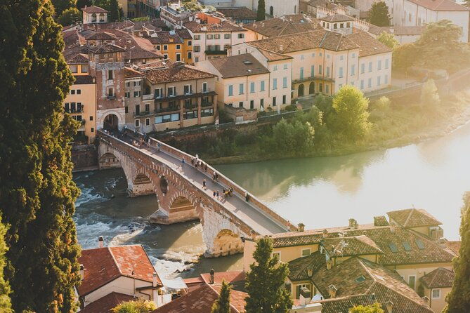 small-group-guided-tour-in-verona