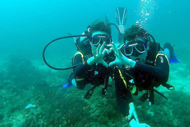 small-group-introductory-scuba-diving-in-pula