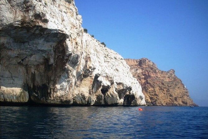 small-group-paddle-surf-experience-in-benidorm