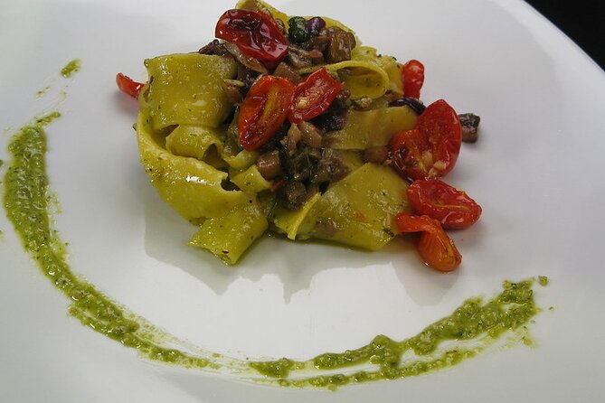 small-group-puro-vegan-pasta-and-bruschette-class-in-florence