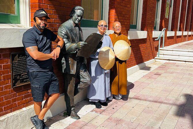 small-group-tampa-sightseeing-city-bus-tour