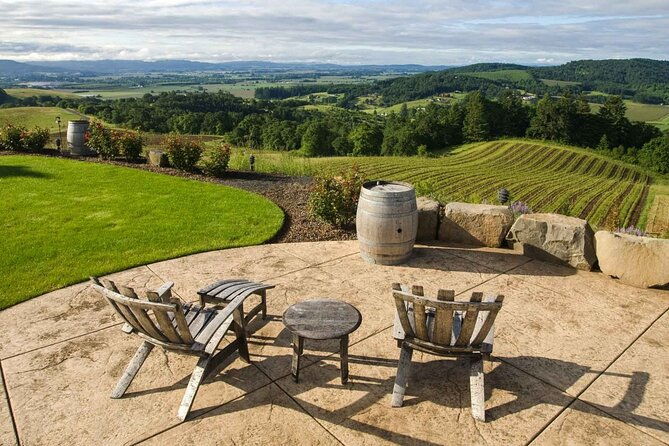 small-group-willamette-valley-wine-tour-from-portland-tasting-fees-included