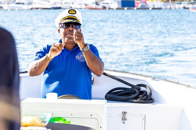 snorkeling-boat-trip-tugboat-beach-and-spanish-water-curacao